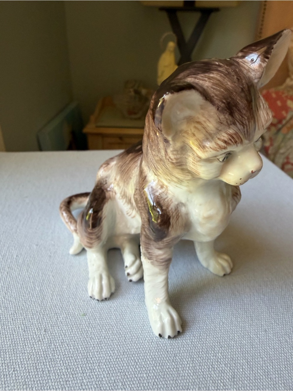 Vintage Glazed Ceramic Cat Figurine in Brown / White - Decorative Pet Statue